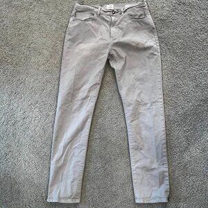 FLINT and TINDER Tapered Fit 5 Pocket Zip Fly Pearl Gray Jeans Pants 33X32